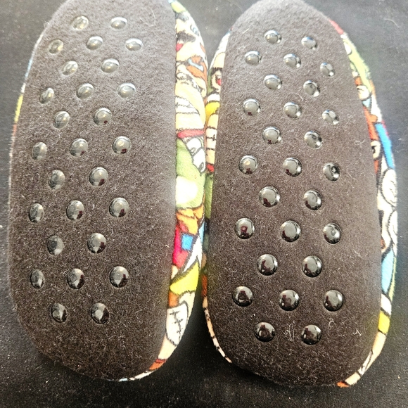 Nintendo Mario Kids Cozy Slippers - Red, Green, Blue - Picture 2 of 4